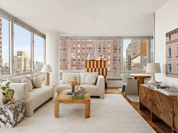 150 Columbus Ave APT 18F, New York, NY 10023