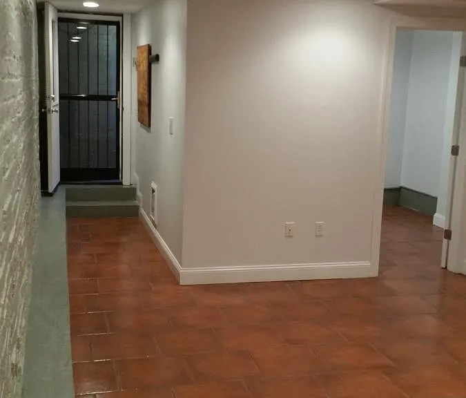 909 Monroe St NW #B — Photo 14