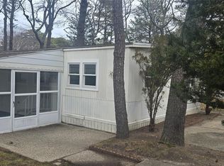 525 Riverleigh Ave Unit 116, Riverhead, NY 11901