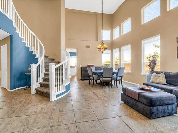 2nd image of 28815 Garnet Canyon Dr