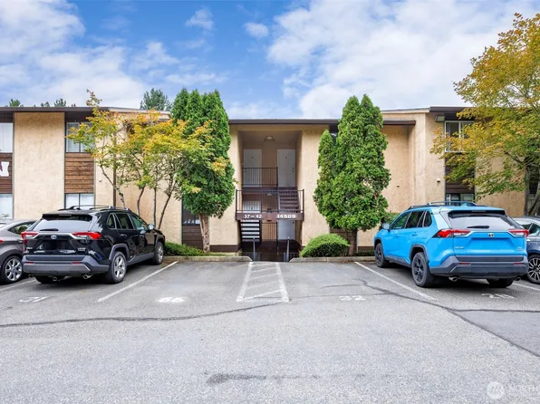 14509 127th Lane NE #N-39, Kirkland, WA 98034