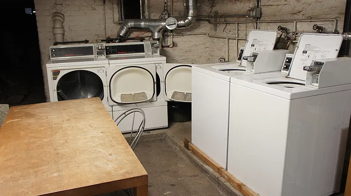 Rented by Harris Philip NYC | media 45