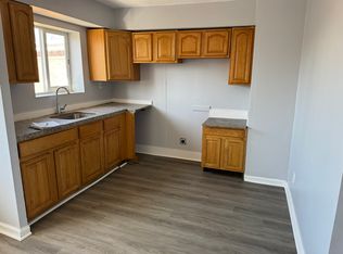 14520 Milverton Rd, Cleveland, OH 44120