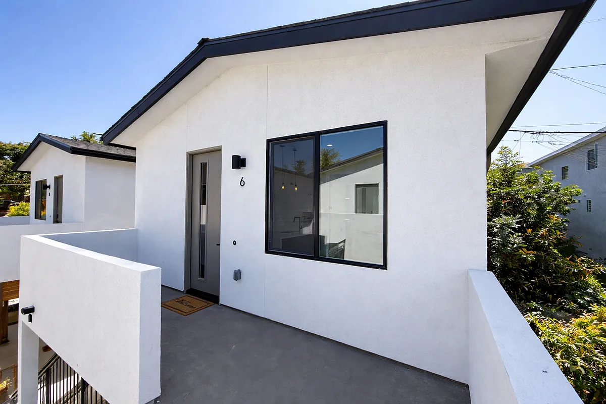 Building Photo - 5531 Olvera Ave #2