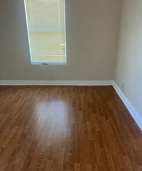 Unit Photo