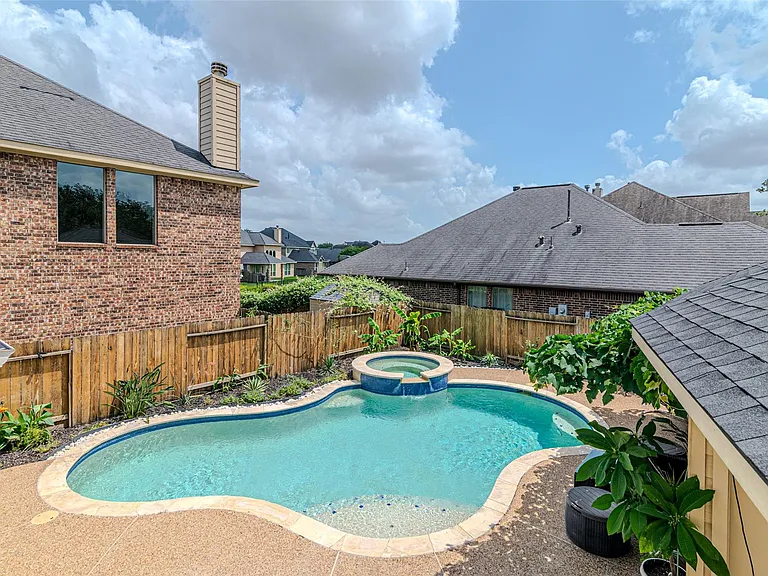 6219 Saint Rosalia Dr — Photo 45