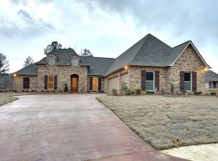 911 Poplar Dr, Brandon, MS 39042