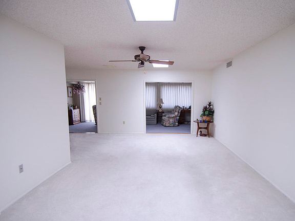 5th image of 10732 W Saratoga Cir