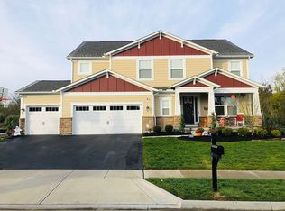 10549 Sugar Maple Dr, Plain City, OH 43064