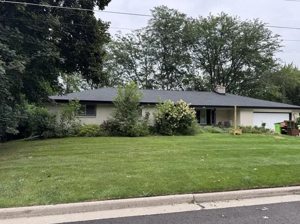 130 Riverview HEIGHTS, Mayville, WI 53050