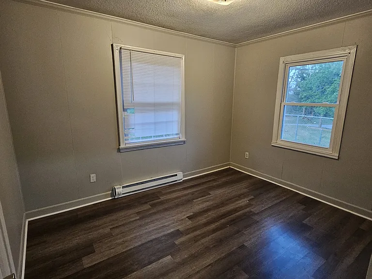 101 Sibbie Ct — Photo 7
