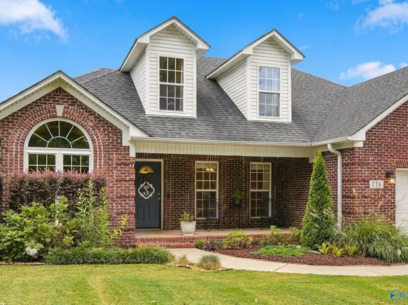 776 Wess Taylor Dr, Huntsville, AL 35811