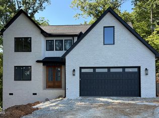 8353 Cliff Ridge Ct, Corryton, TN 37721