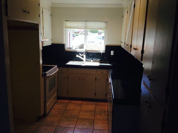 2nd image of 340 Heidi Ct