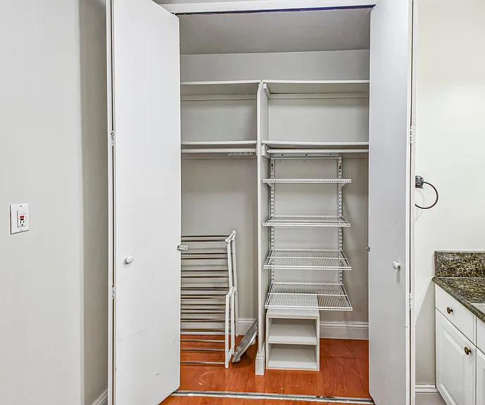310 E 46th St #4C — Photo 14