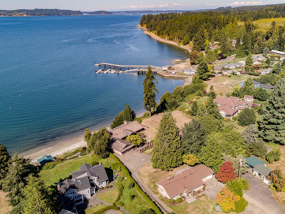 This offering includes the main house at water's edge plus 1500 sqft rambler.