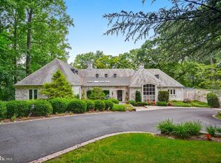 18 Caveswood Ln, Owings Mills, MD 21117