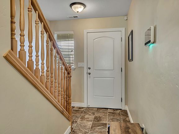3rd image of 1865 E Whitetail Way
