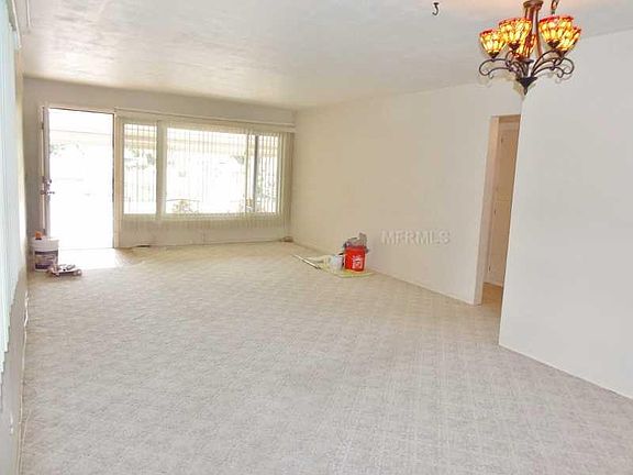 4th image of 4143 56th St N APT 900