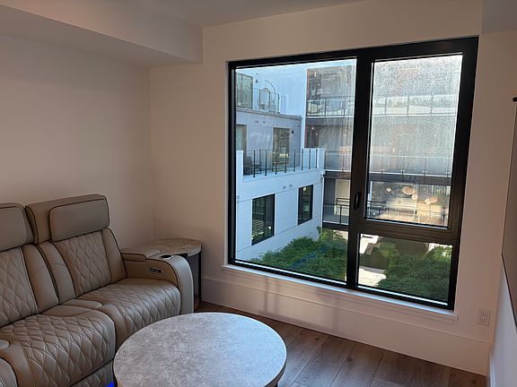 5th image of 1288 Howard St Unit 504