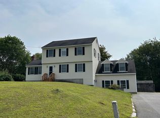 14 Hamel Farm Dr, Newmarket, NH 03857