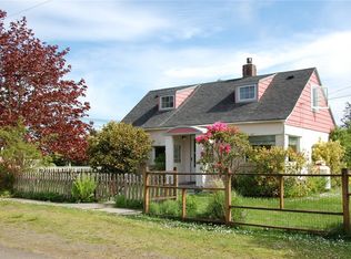 1110 45th Pl, Seaview, WA 98644