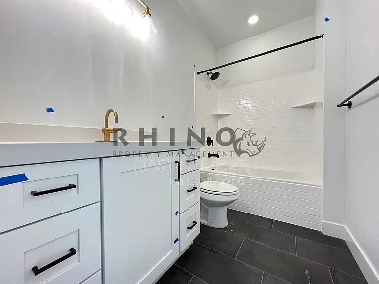 4634 S Locust Hills Ct — Photo 25