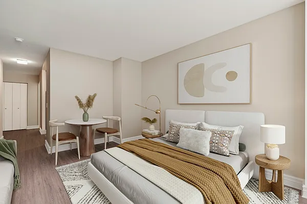 Rented by Greystar | media 2