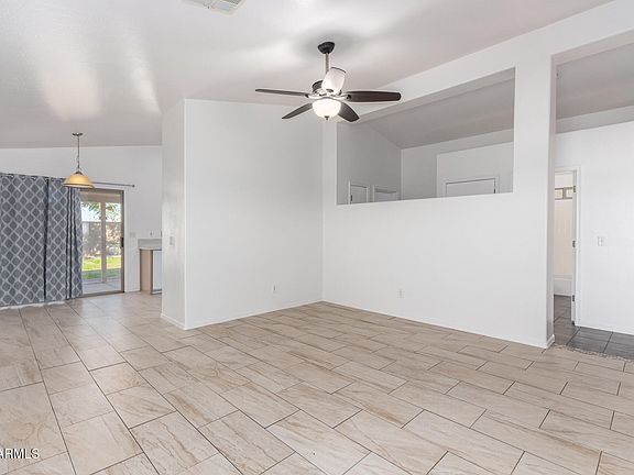 4th image of 14946 W CARIBBEAN Lane