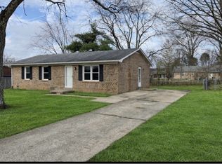 119 Lakeview Dr, Lawrenceburg, KY 40342