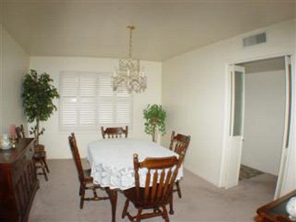 4th image of 3863 Kenwood Dr