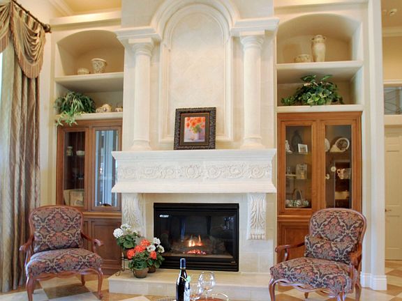 The gas fireplace provides warmth and chilly evenings.