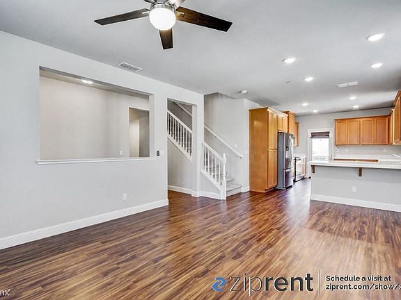 2nd image of 54 Huddlestone Cir