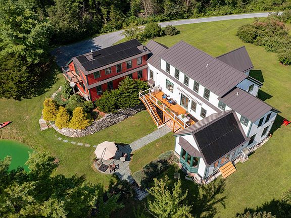 5th image of 1576 Ferry Road