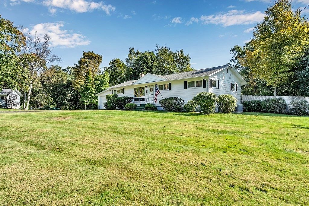121 Regal St, Holliston, MA 01746 Zillow