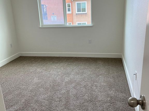 3rd image of 1617 Lee Way