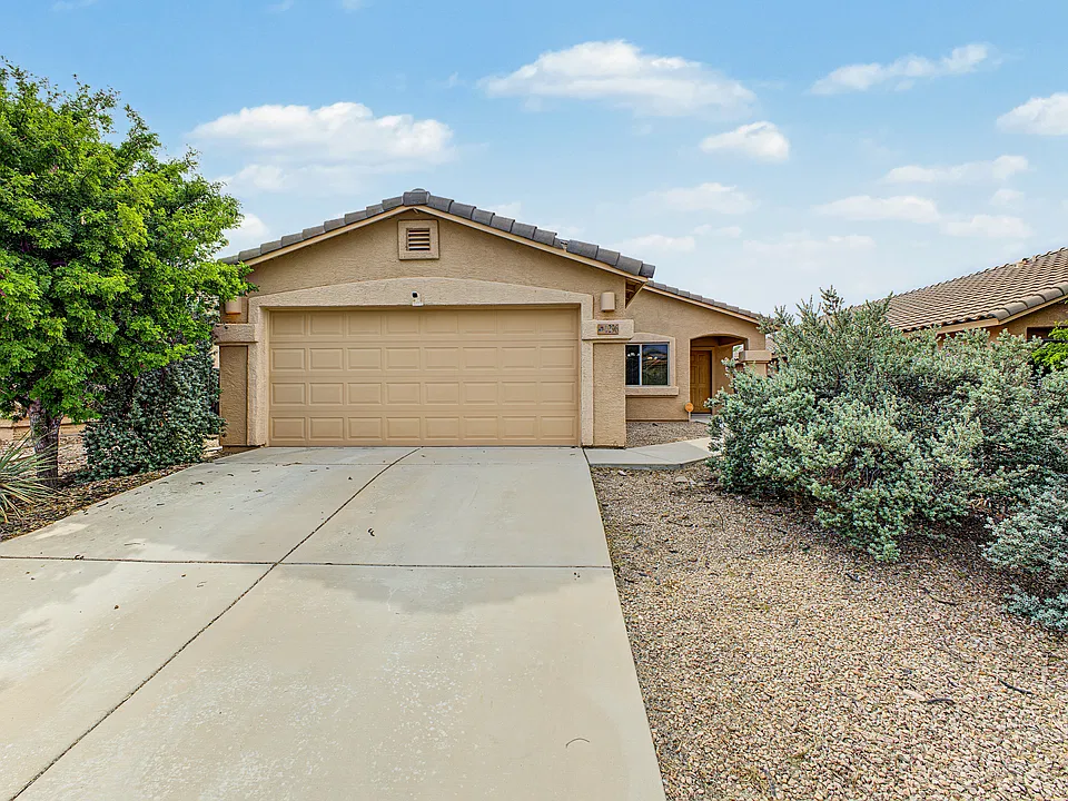 7296 E Laughing Tree Ln