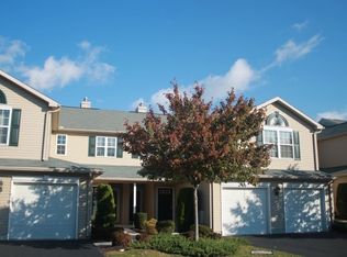 216 Sparrow Rd, Hummelstown, PA 17036