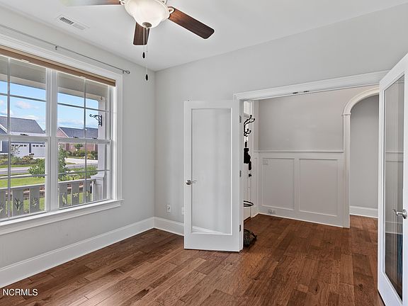 4th image of 3715 Wingfoot Drive