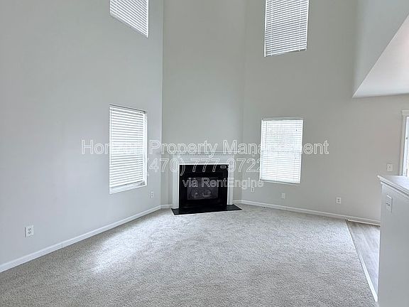 3rd image of 6265 Smoke Ridge Ln