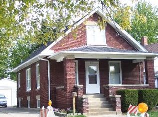 816 Douglas Ave, Aurora, IL 60505