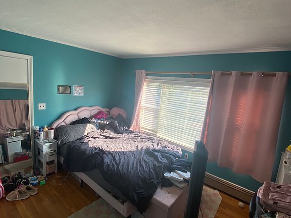 4th image of 59 Elm St #1