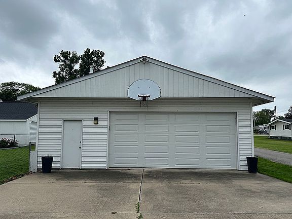 2-stall Garage and Storage