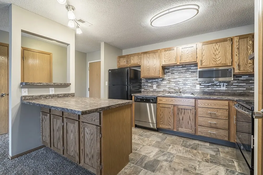 Highland View Apartments — Photo 2