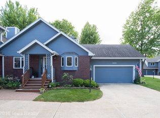 5920 Aspen Cir, Johnston, IA 50131