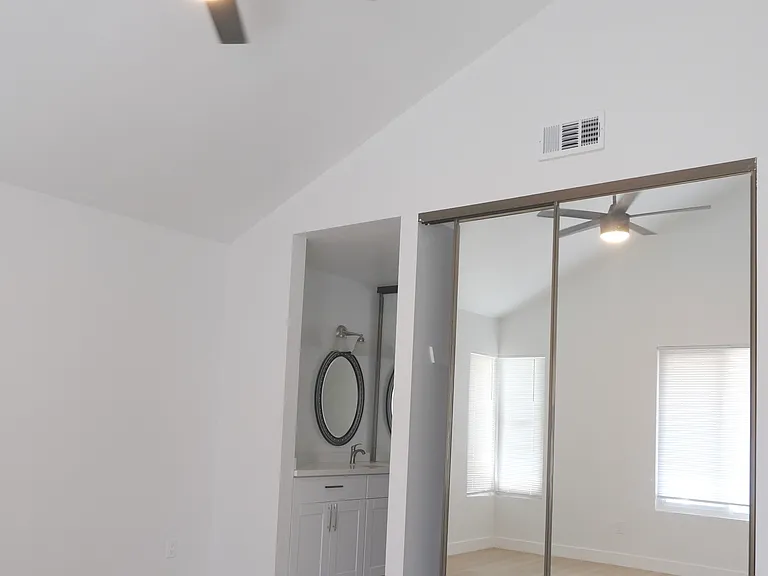 Downstairs primary bedroom