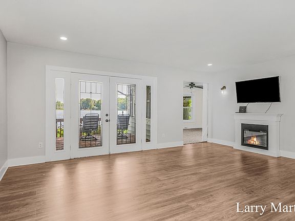 5th image of 9064 Loveless Dr NE