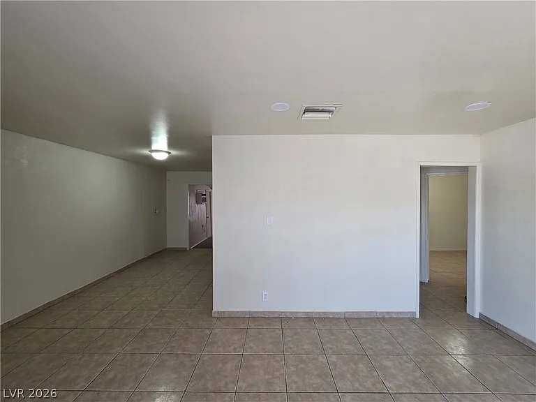 910 Magnolia Ave — Photo 26
