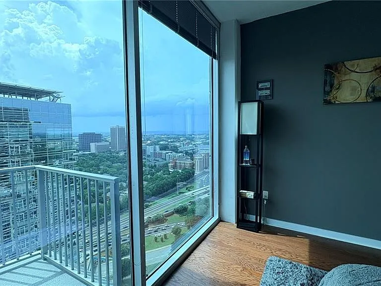 400 W Peachtree St NW #2905 — Photo 15