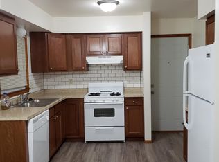 213 Ohio St, Racine, WI 53405